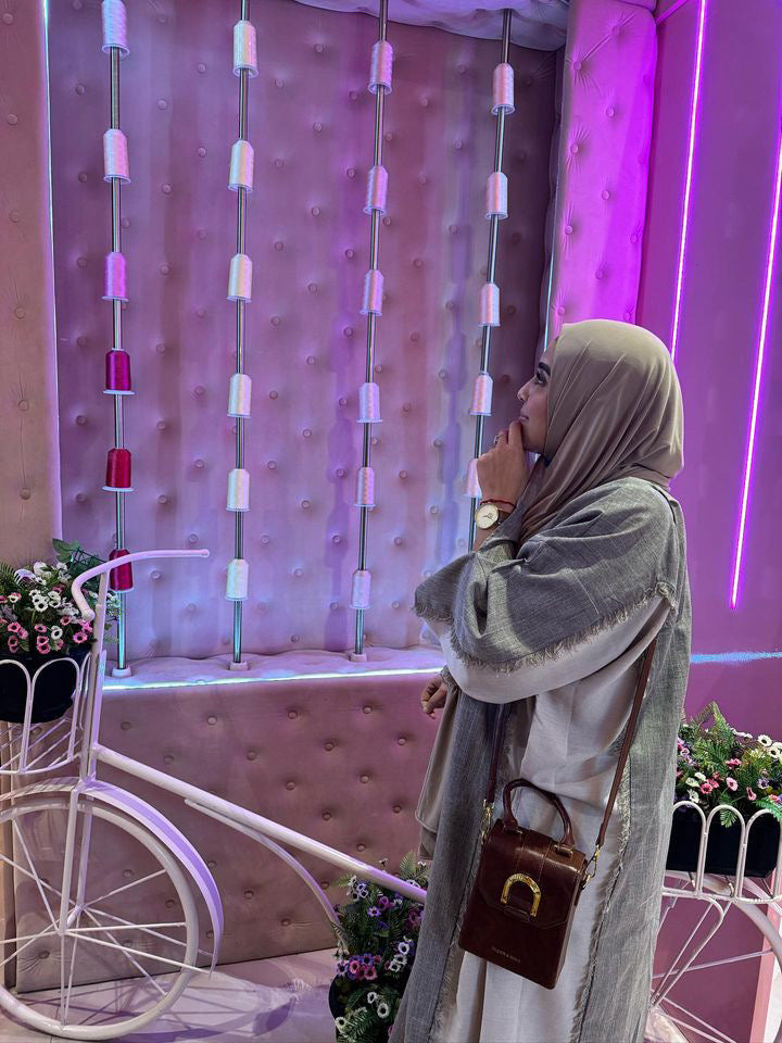 Taupe/ Beige Two Tone Frayed Closed Abaya