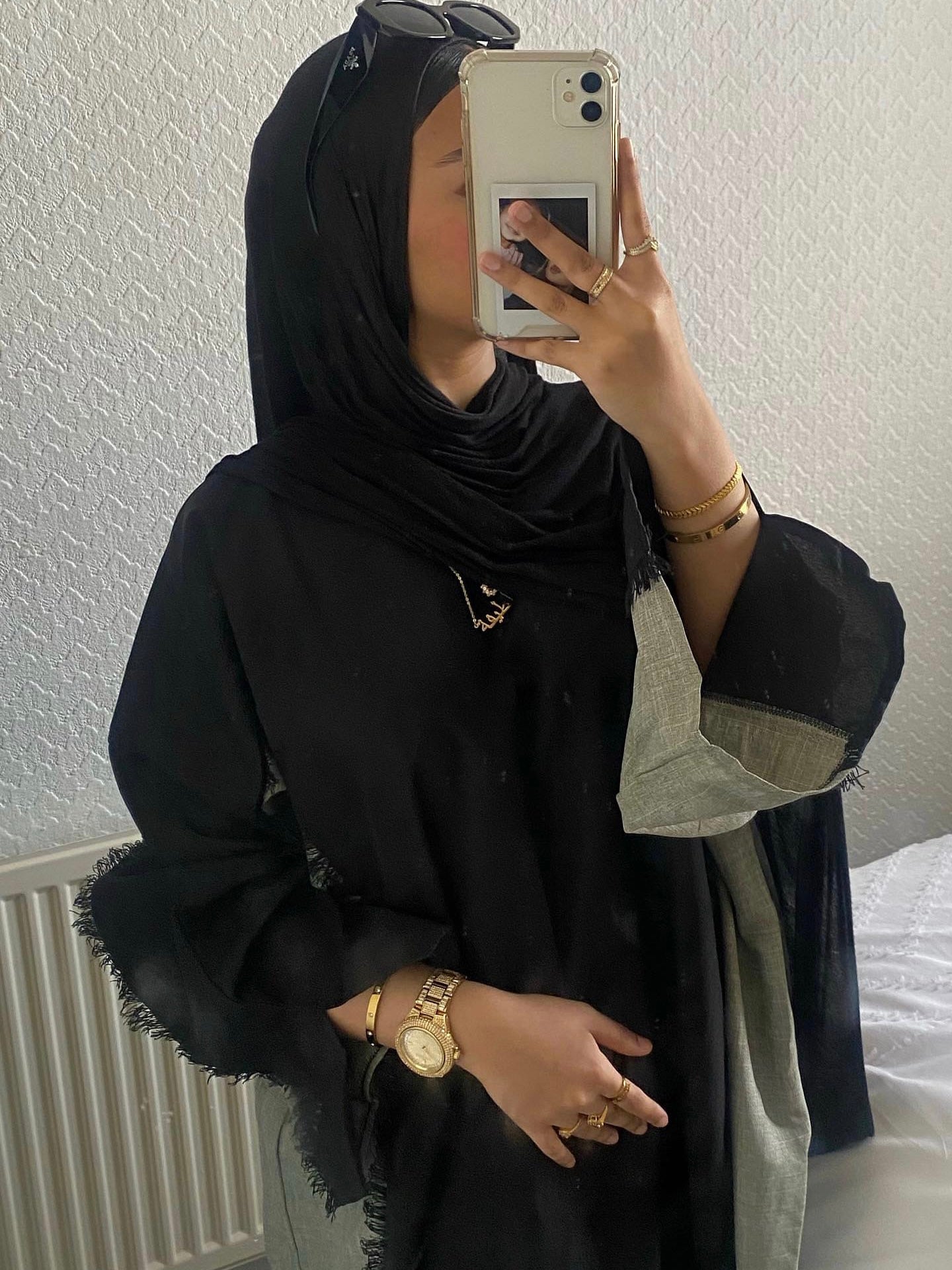 Black/ Grey Two Toned Frayed Closed Abaya