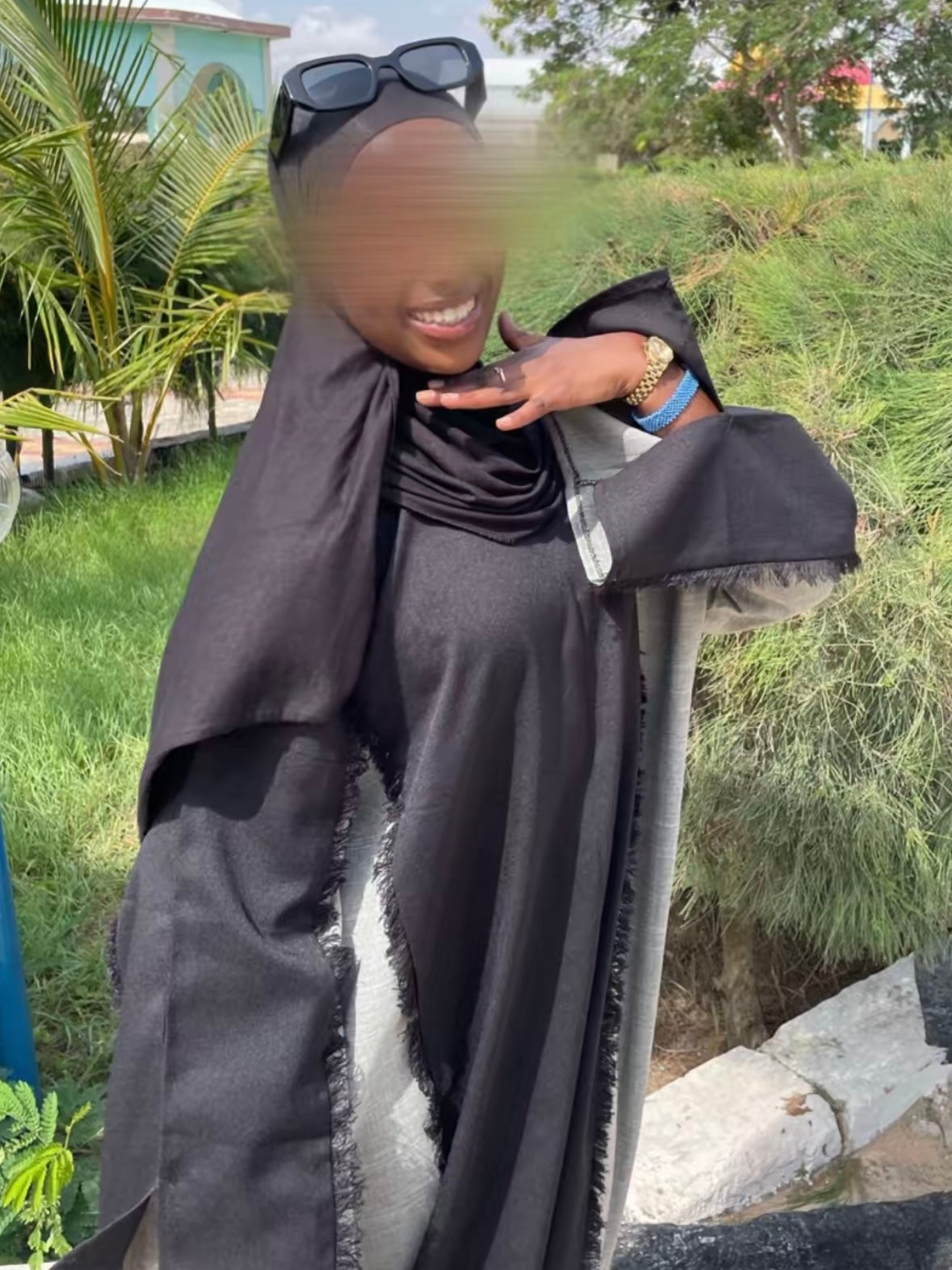 Black/ Grey Two Toned Frayed Closed Abaya