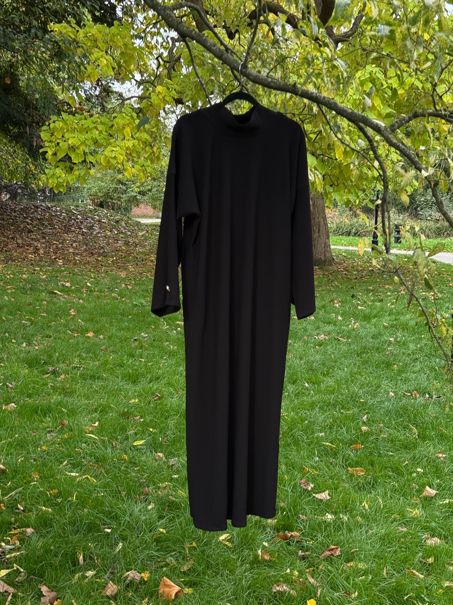 Ribbed Polo Neck Abaya