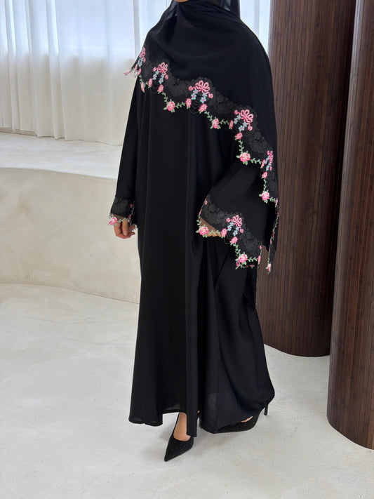 Rosellé Black Closed