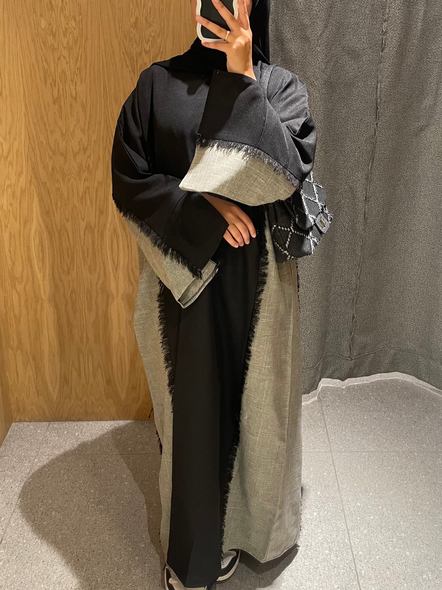 Black/Grey Two Toned Frayed Open Abaya