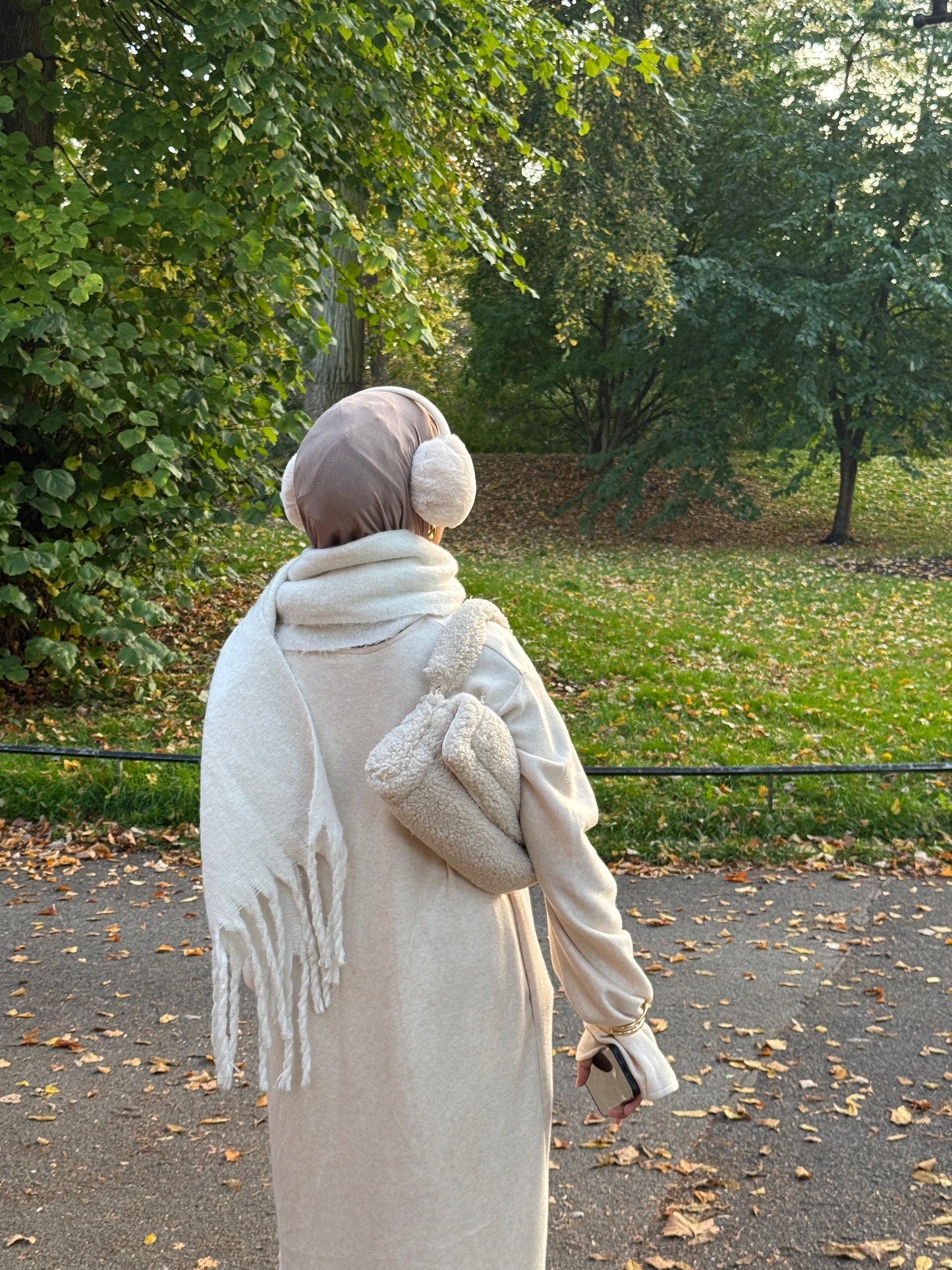 Cream Wool Blend Jersey Closed Abaya