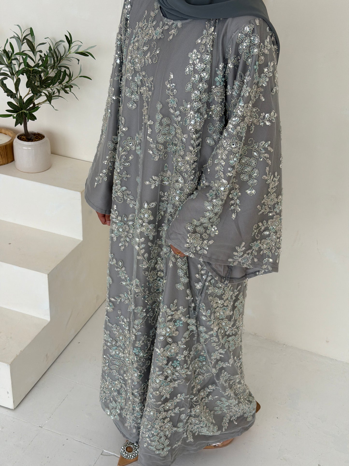 Zar-e-Qadeem Ice Silver