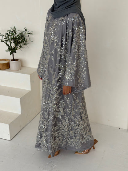 Zar-e-Qadeem Silver Grey