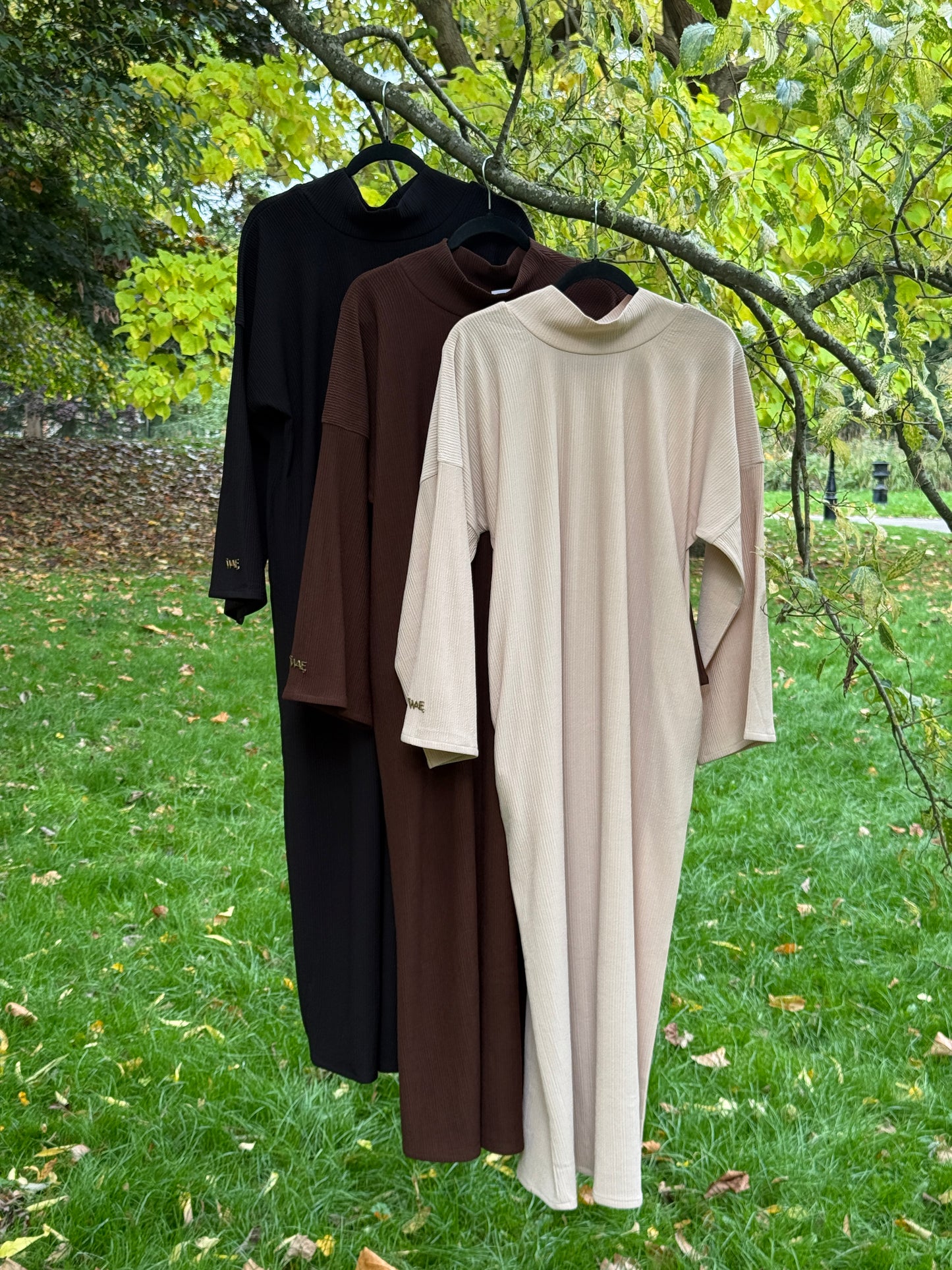 Ribbed Polo Neck Abaya