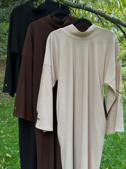 Ribbed Polo Neck Abaya