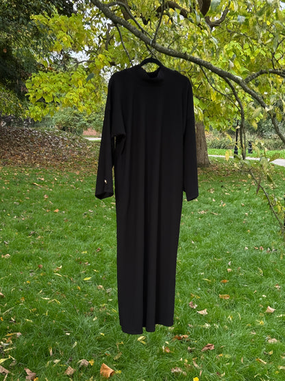 Ribbed Polo Neck Abaya