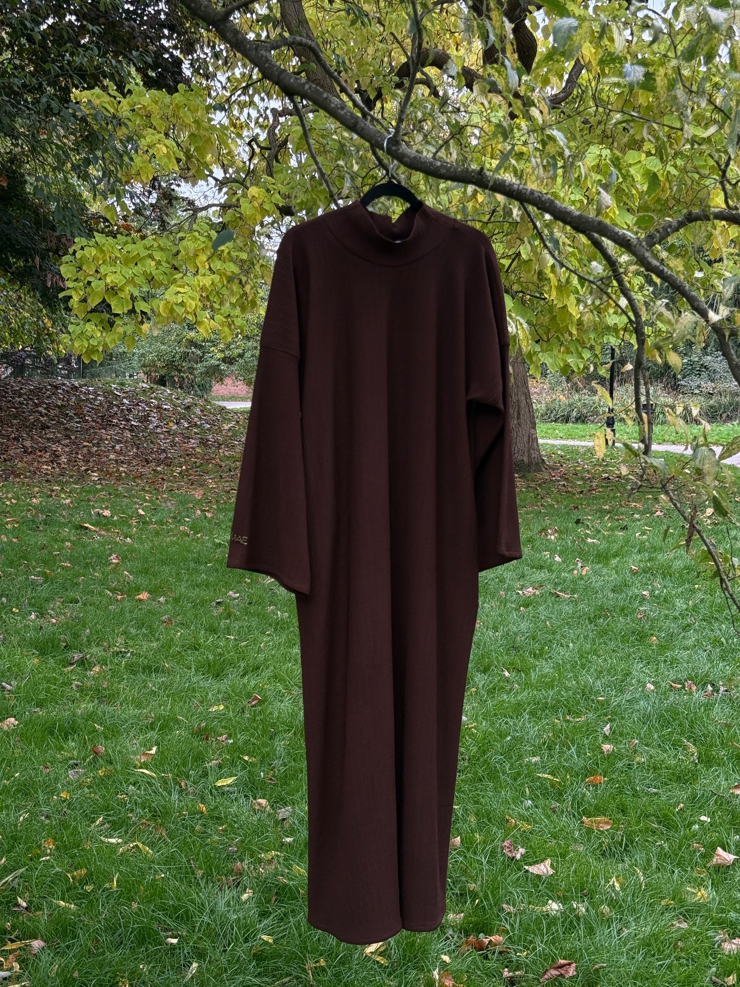 Ribbed Polo Neck Abaya