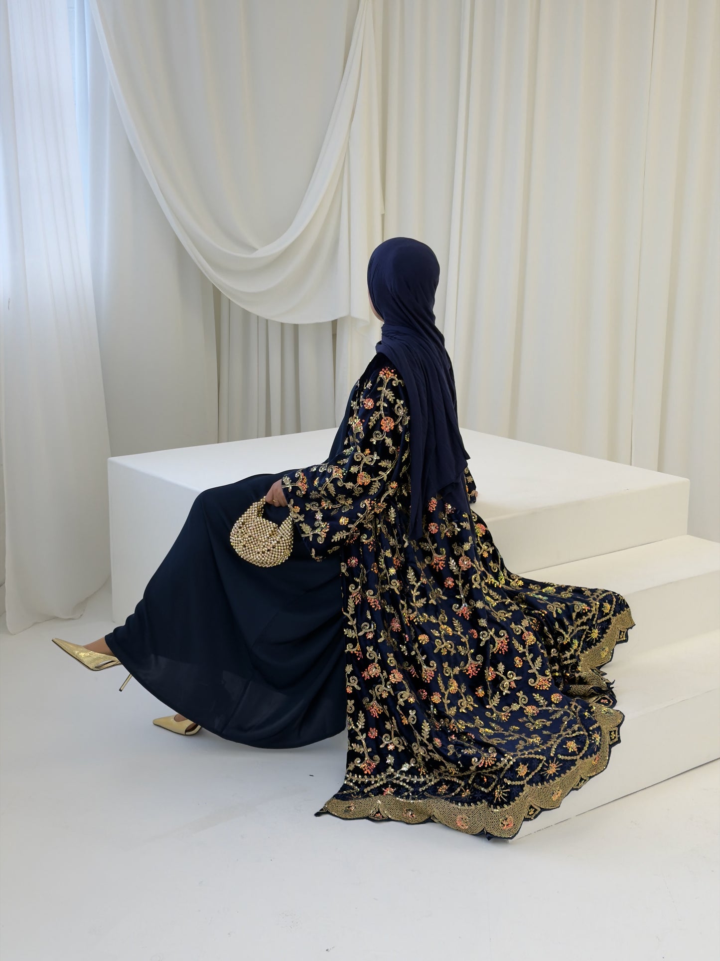 Shahzadi Velvet Sapphire