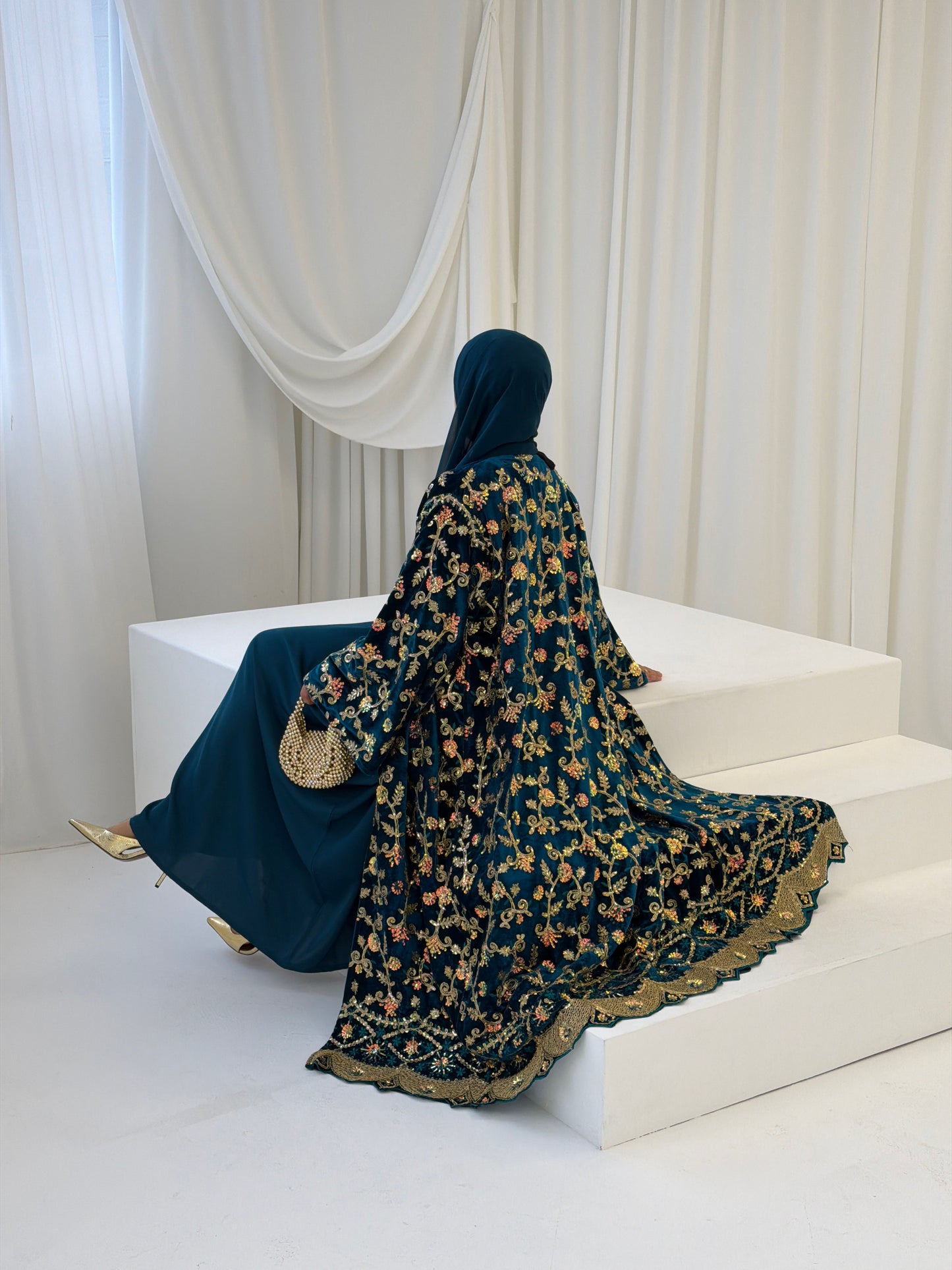 Shahzadi Velvet Teal