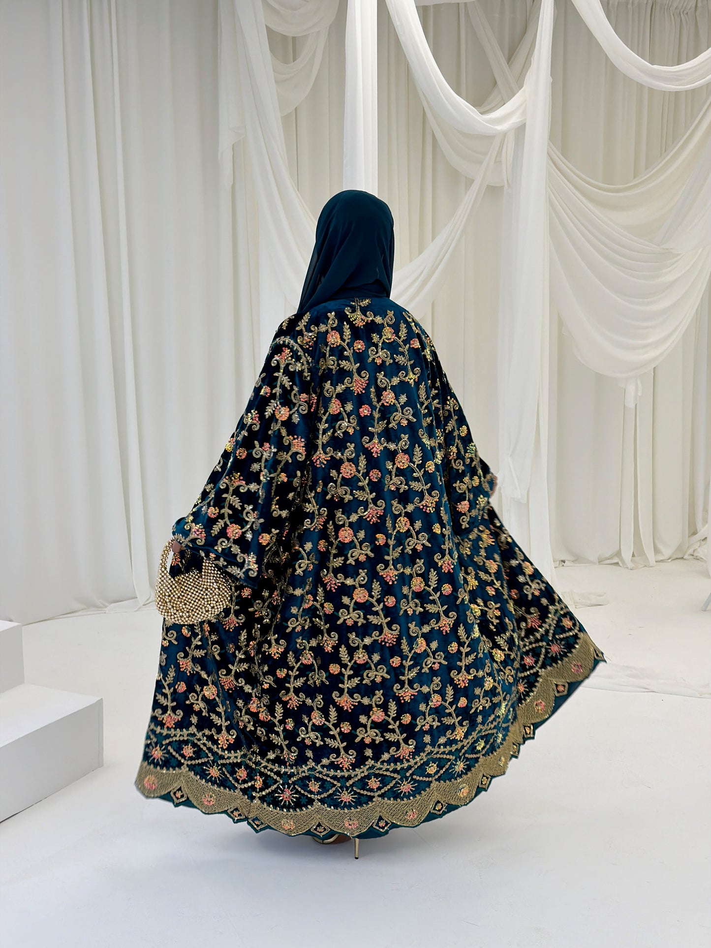 Shahzadi Velvet Teal