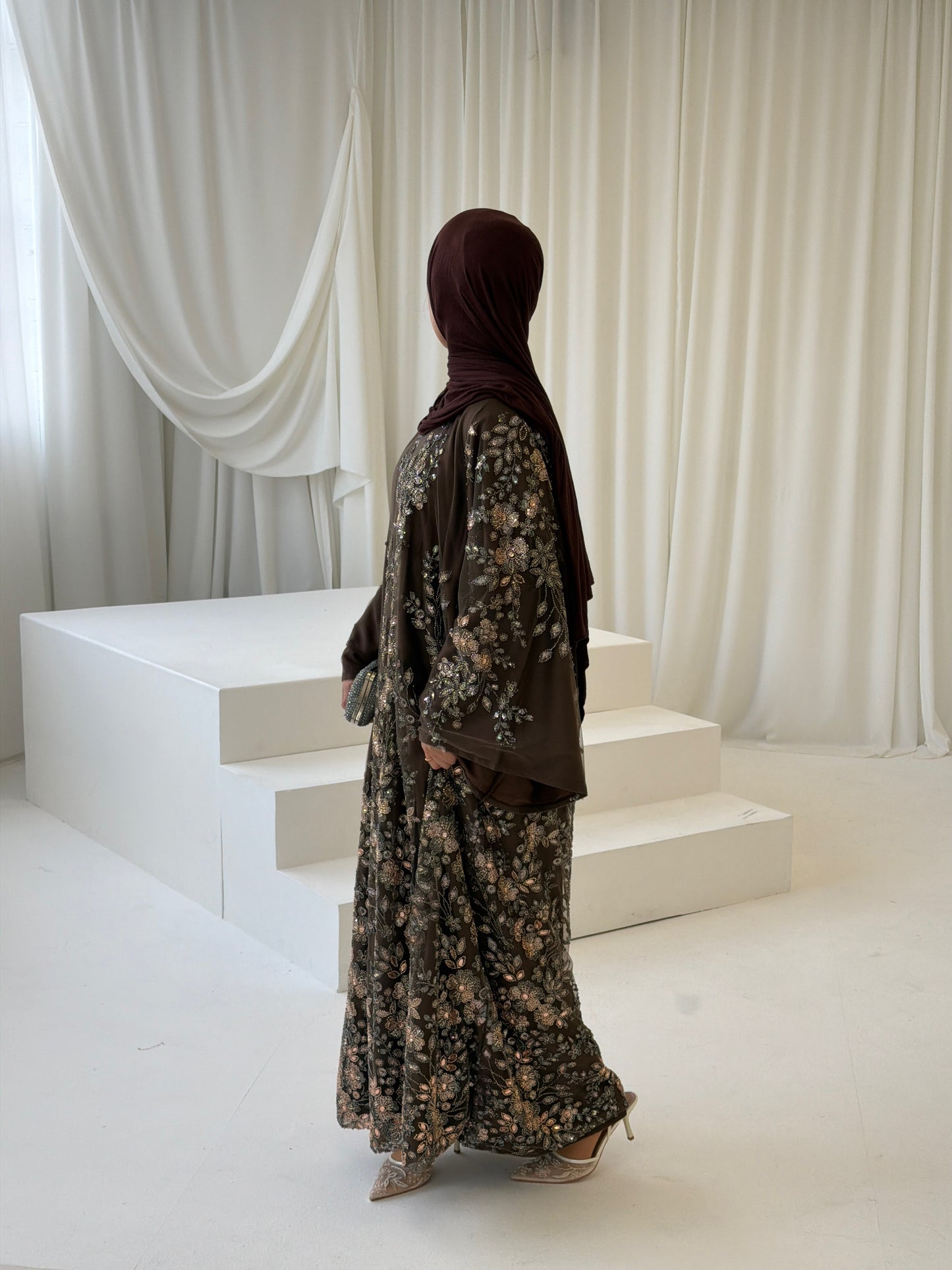 Zar-e-Qadeem Brown