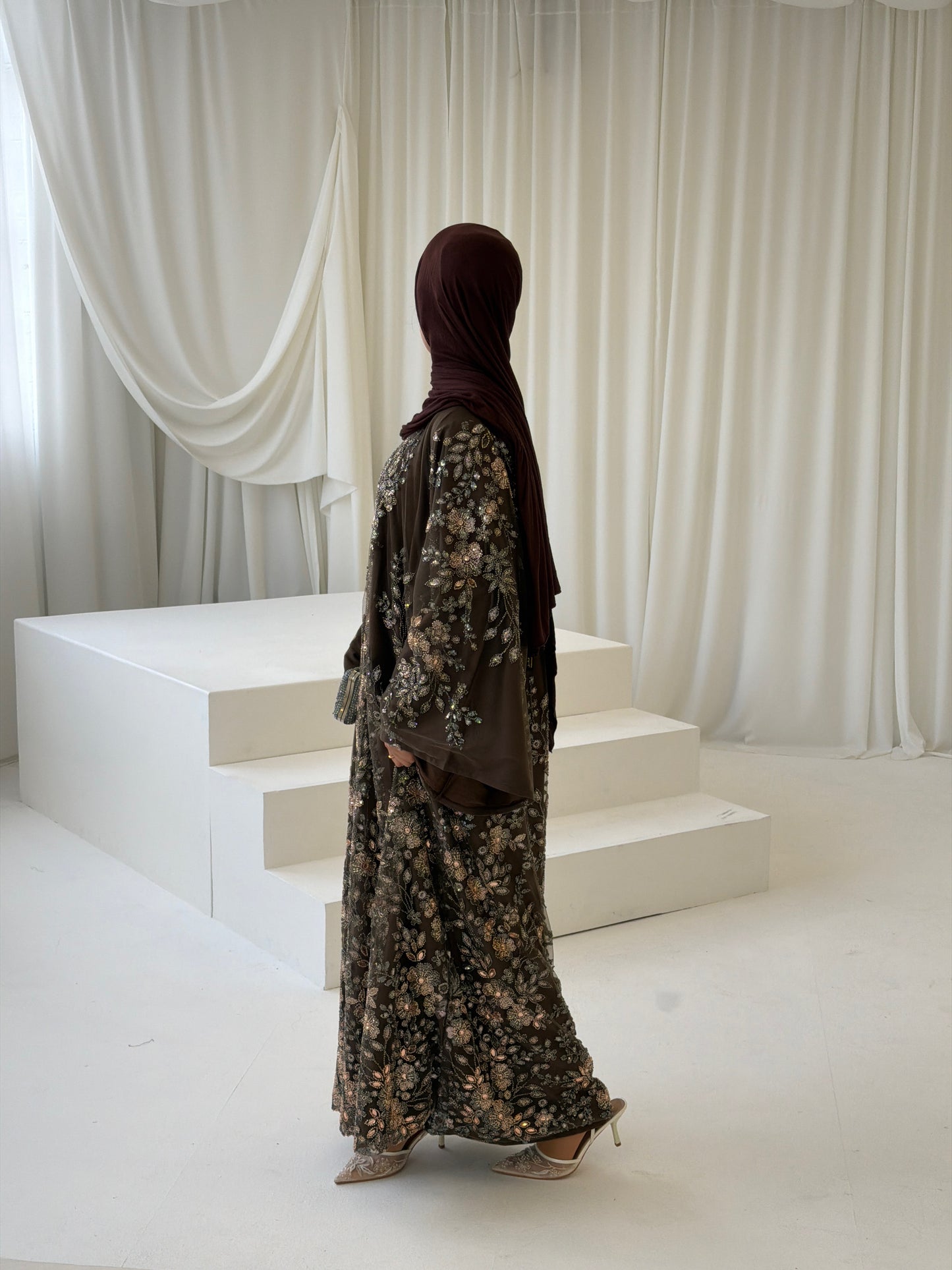 Zar-e-Qadeem Brown